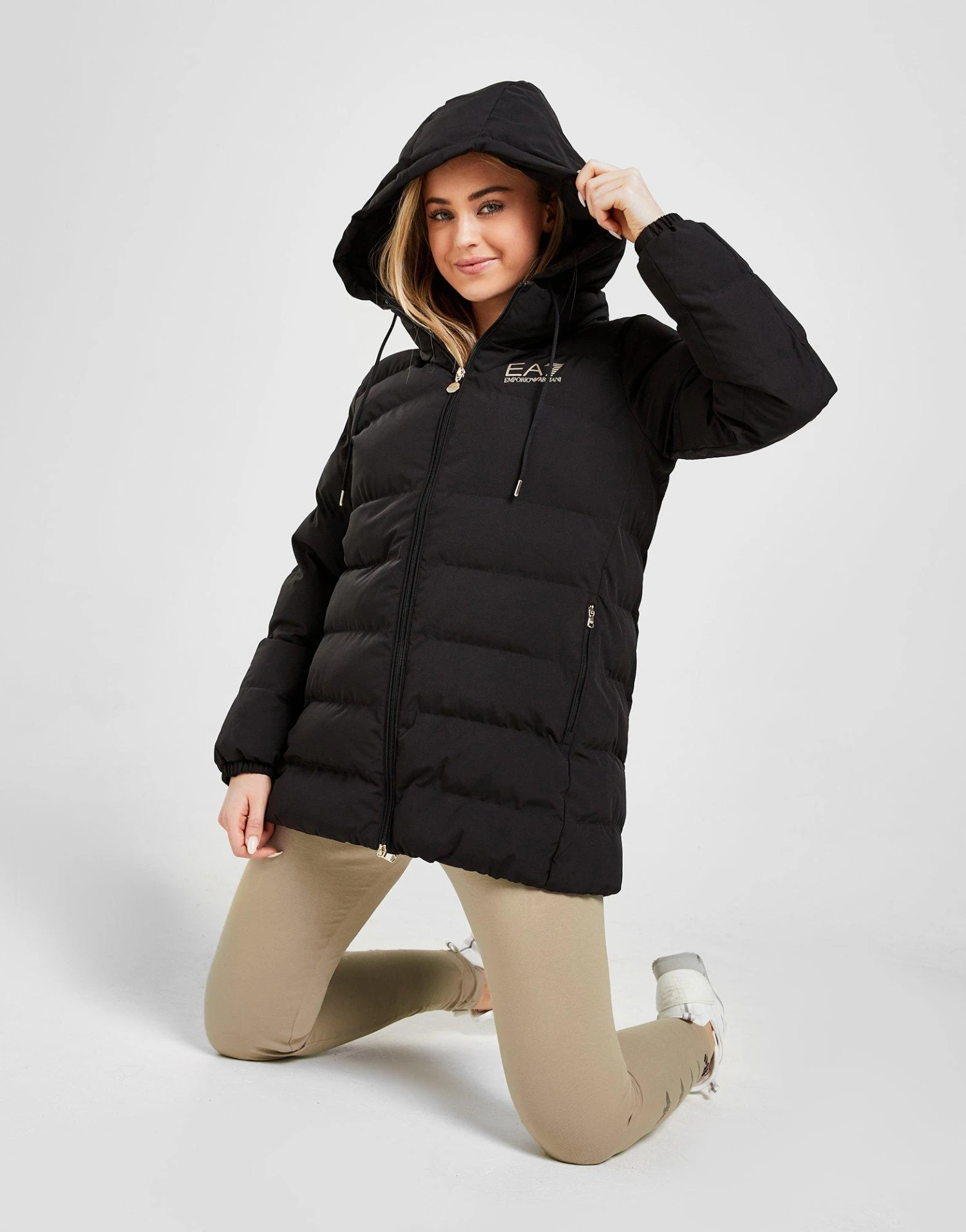 Emporio Armani EA7 Padded Logo Mid Jacket 3 Emporio Armani EA7 Padded Logo Mid Jacket