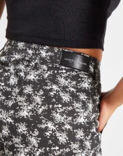 Supply & Demand Wide Leg Cargo Pants 11 Supply & Demand Wide Leg Cargo Pants -Nike || The North Face || Adidas Originals Shop jd 609843 d