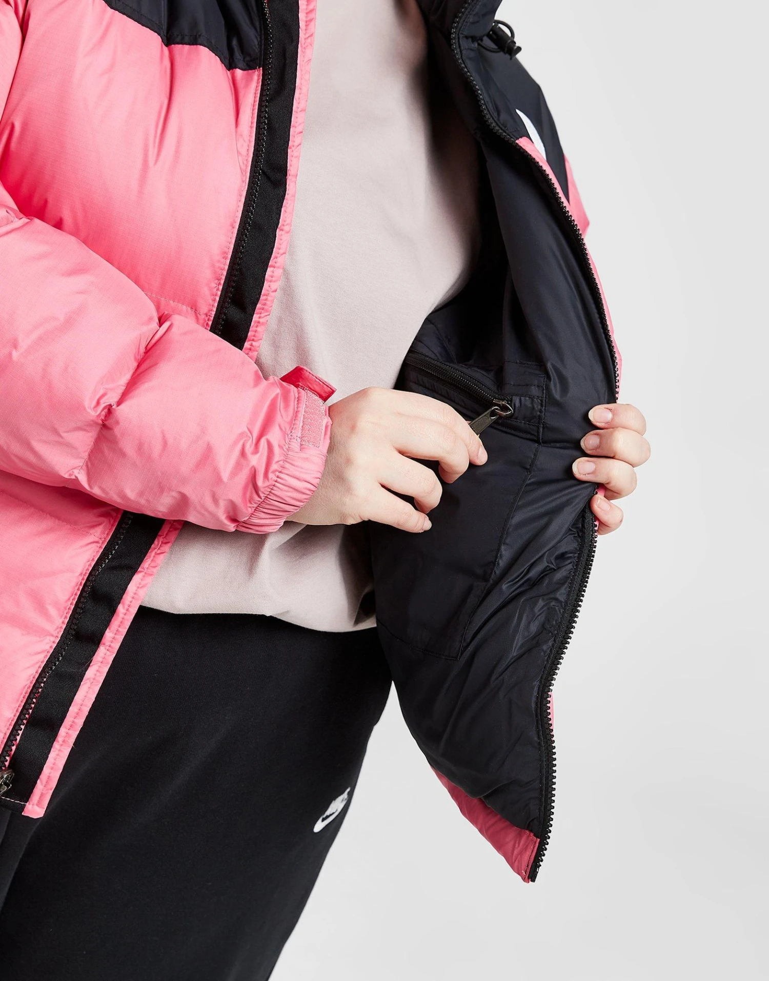 The North Face Plus Size 1996 Nuptse Jacket 9 The North Face Plus Size 1996 Nuptse Jacket - Image 7