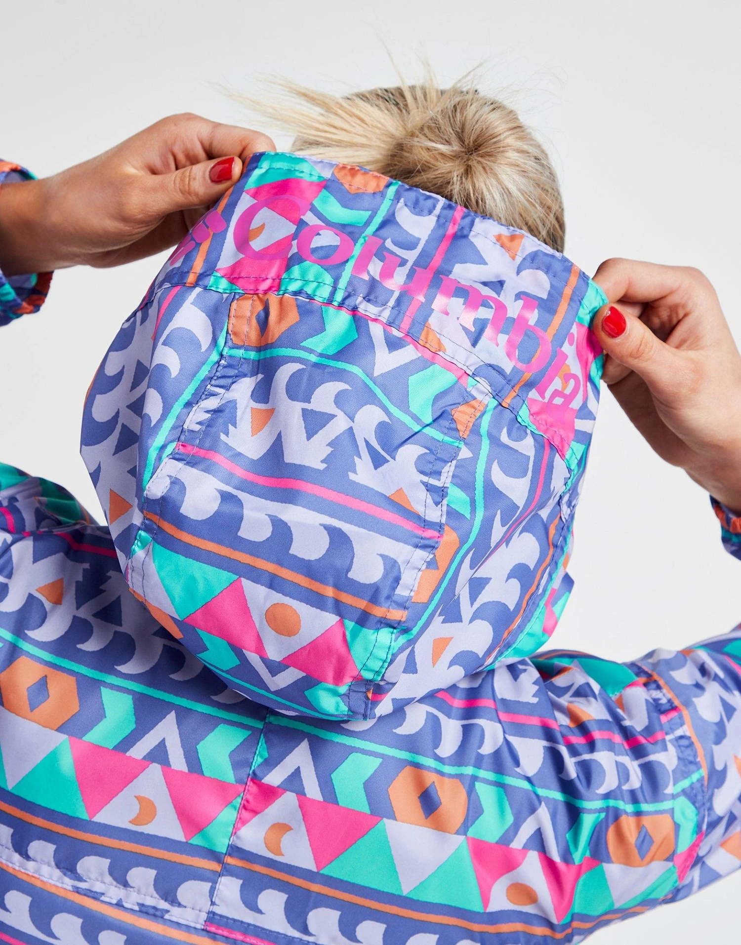 Columbia Challenger Aztec Windbreaker 5 Columbia Challenger Aztec Windbreaker - Image 3