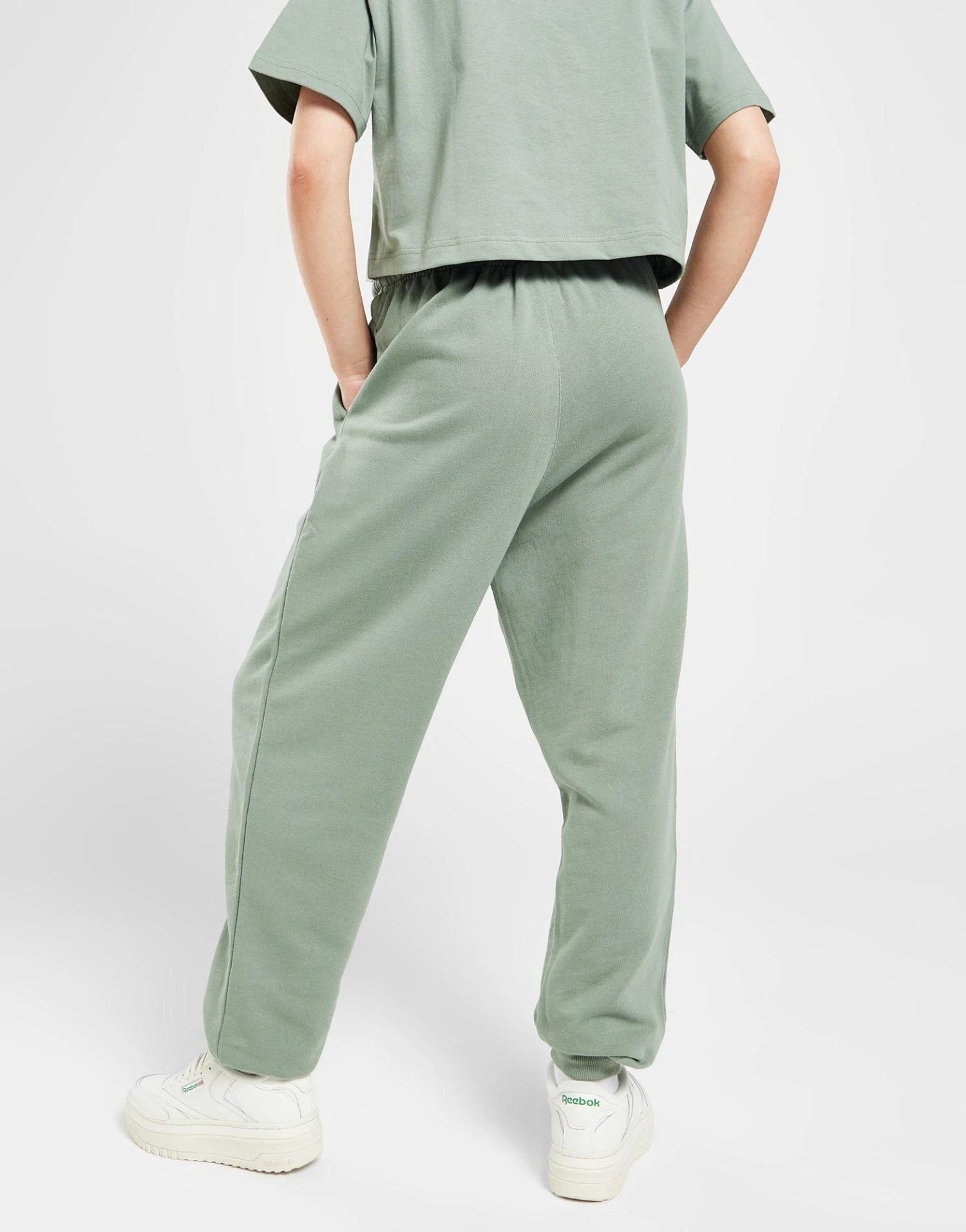 Reebok Classics Woven Joggers 5 Reebok Classics Woven Joggers - Image 3