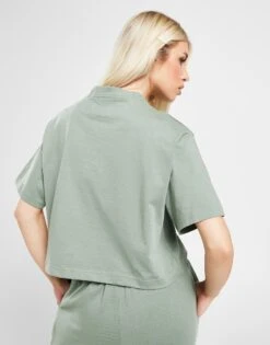 Reebok Classic Logo Crop T-Shirt -Nike || The North Face || Adidas Originals Shop jd 630533 c