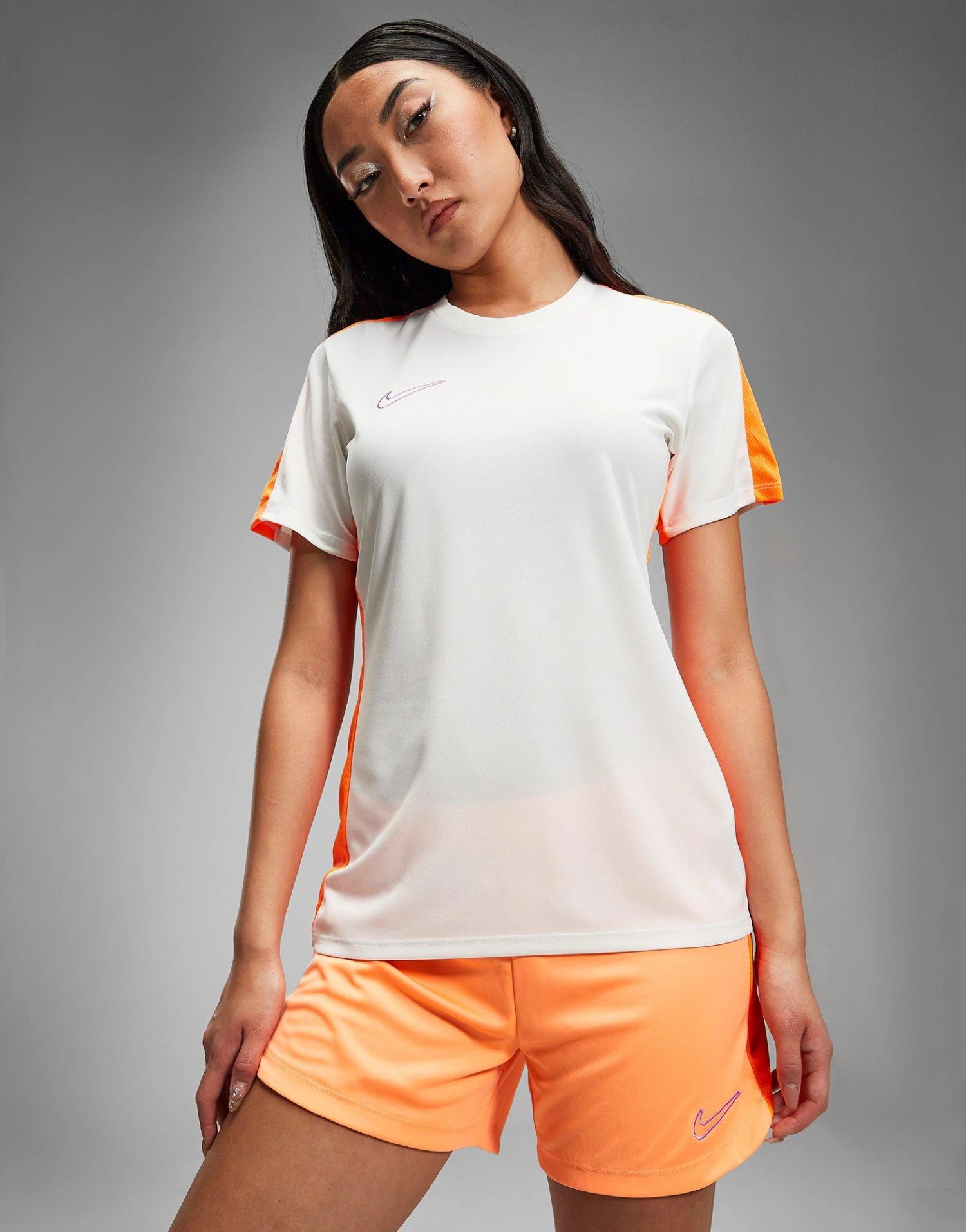 Nike Academy T-shirt 4 Nike Academy T-shirt - Image 2