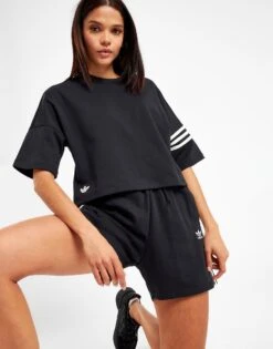 Adidas Originals Adicolor Neuclassics T-Shirt